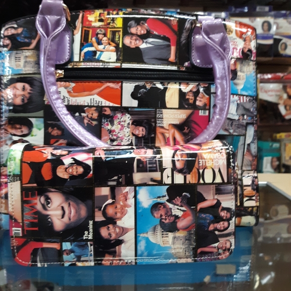 Purses - Picture 3 of 5